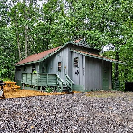 Вилла Hideaway Overlook Севьервилл Экстерьер фото